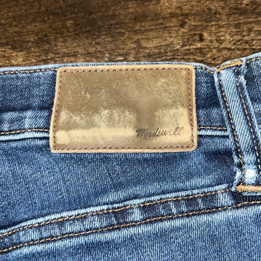 Madewell 9” High Rise Skinny Jeans - Picture 4 of 6